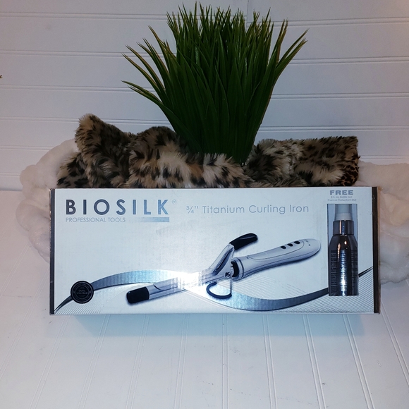 Biosilk Accessories - BIOSILK 3/4" Titanium Curling Iron